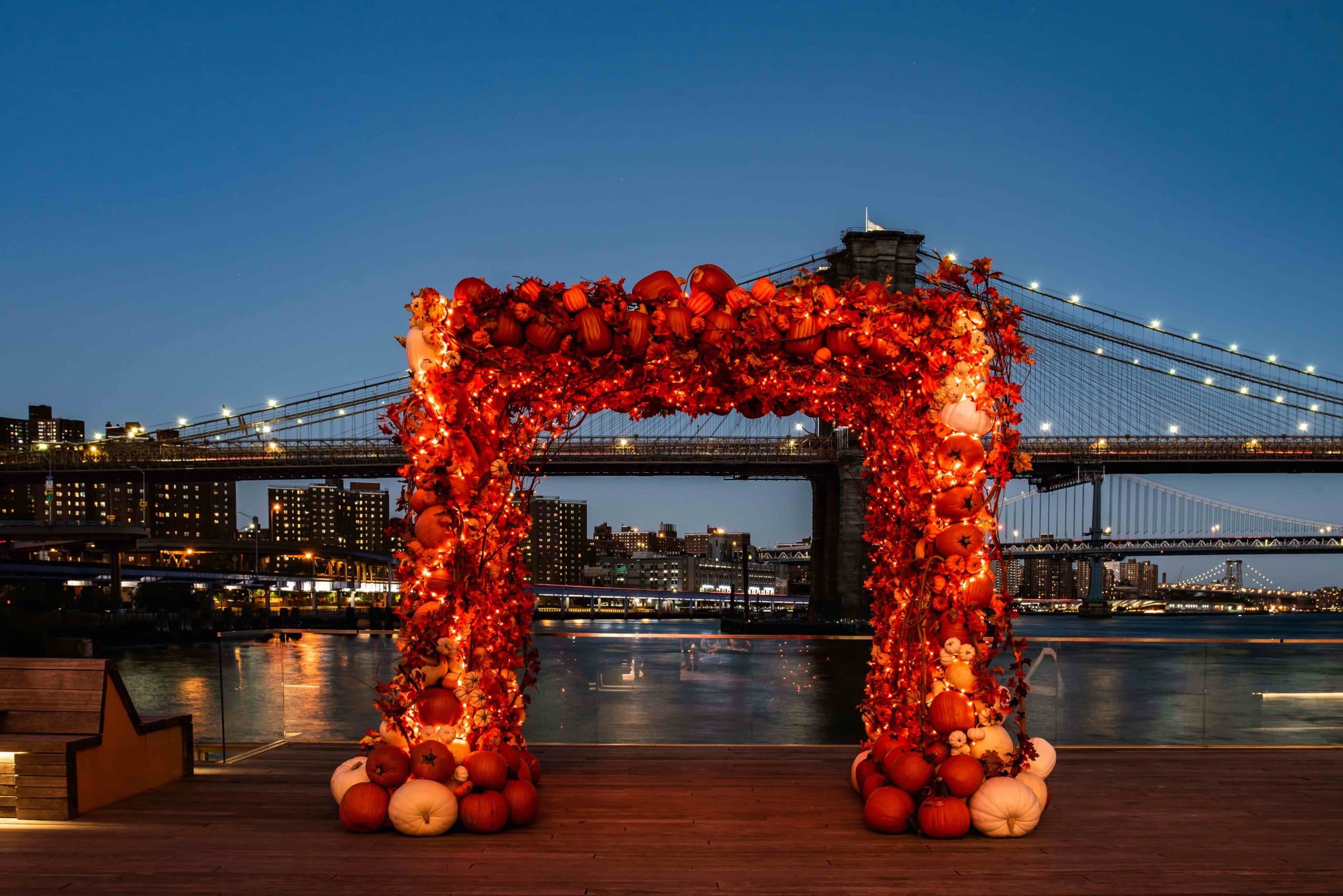 pier 17 nyc pumpkin arch