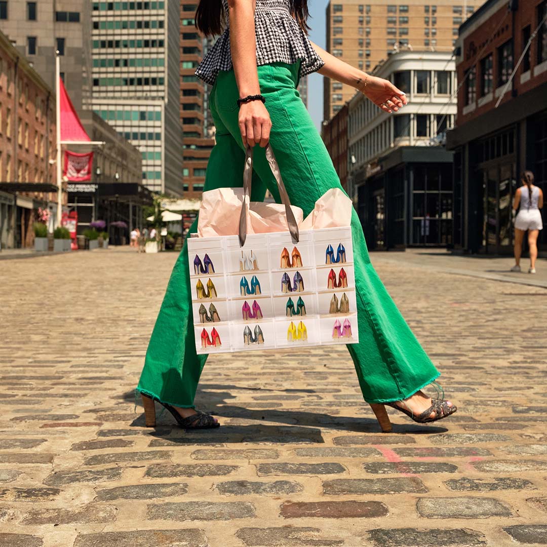 Find your stride ➤ @sjpcollection #TheSeaport