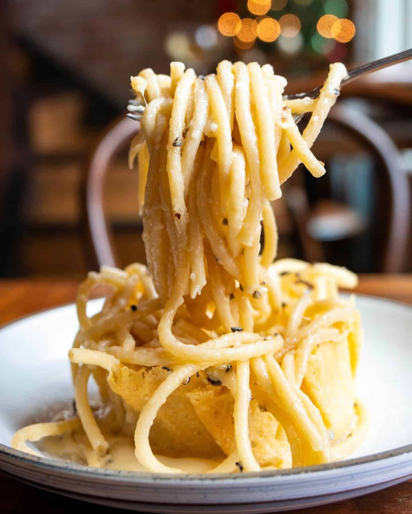 One for the pasta lovers. Indulge in the classic Cacio E Pepe and a contemporary Italian spread from @osteriadelportonyc tonight