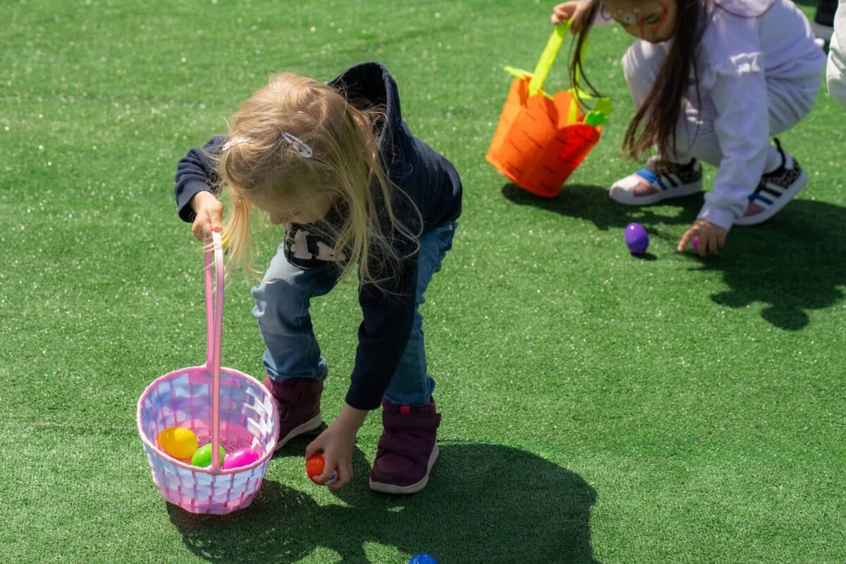 family friendly easter egg hunt nyc