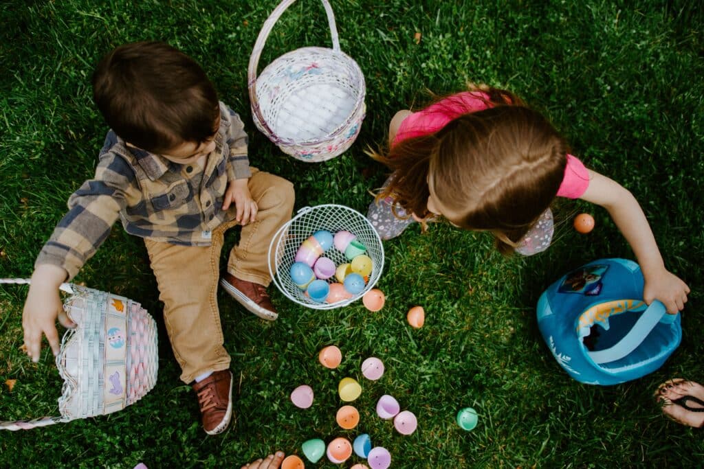 children with easter eggs