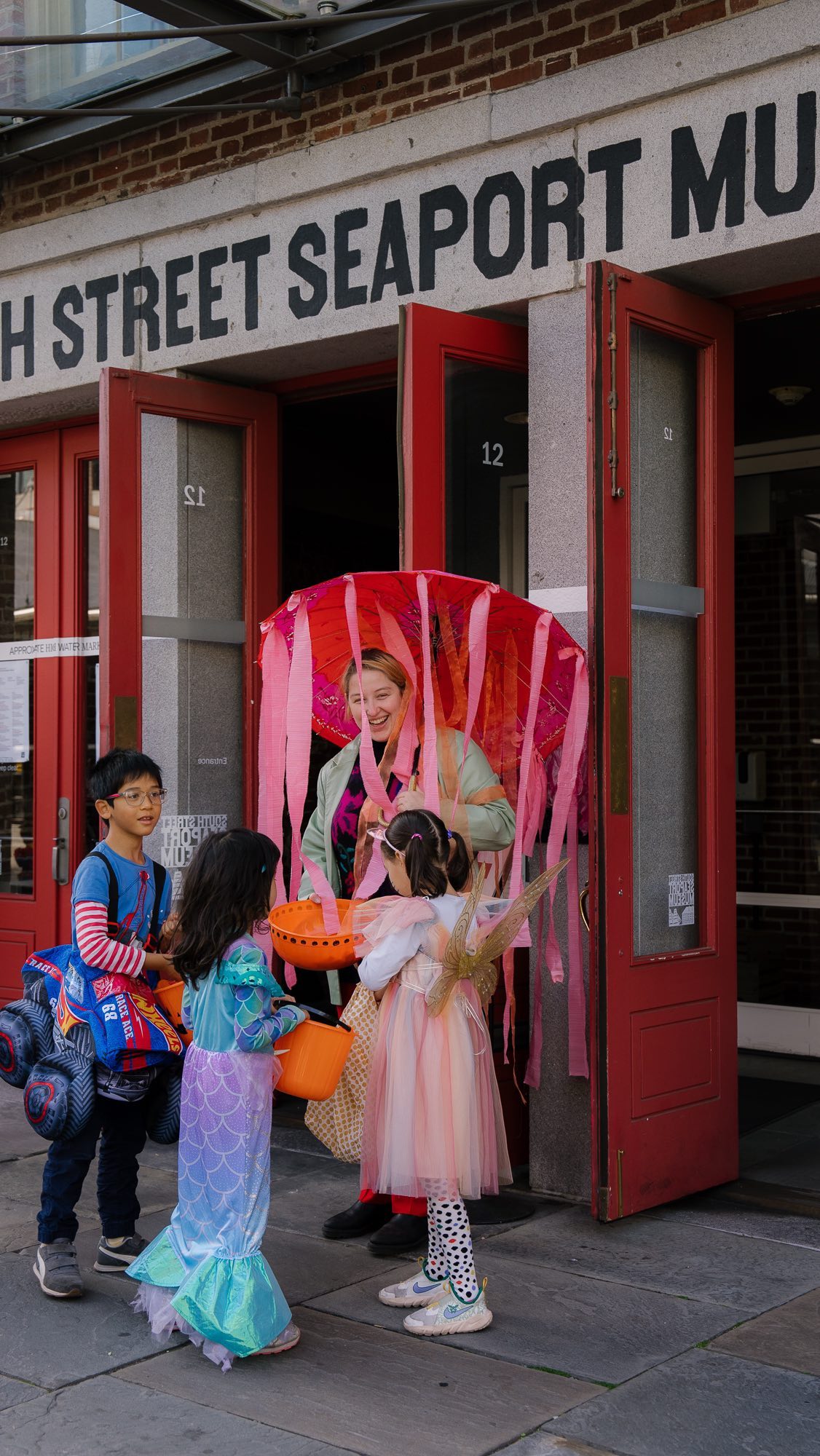 No tricks, all treats! Suit up the kids and come on down for the Seaport Kids x Halloween Block Party next weekend 🕸️ 🗓️ Sat, 10/28  11:00am – 1:00pm  Fulton & Front Street Seaport Kids is presented by @nyphospital Details ➤ link in bio #TheSeaport