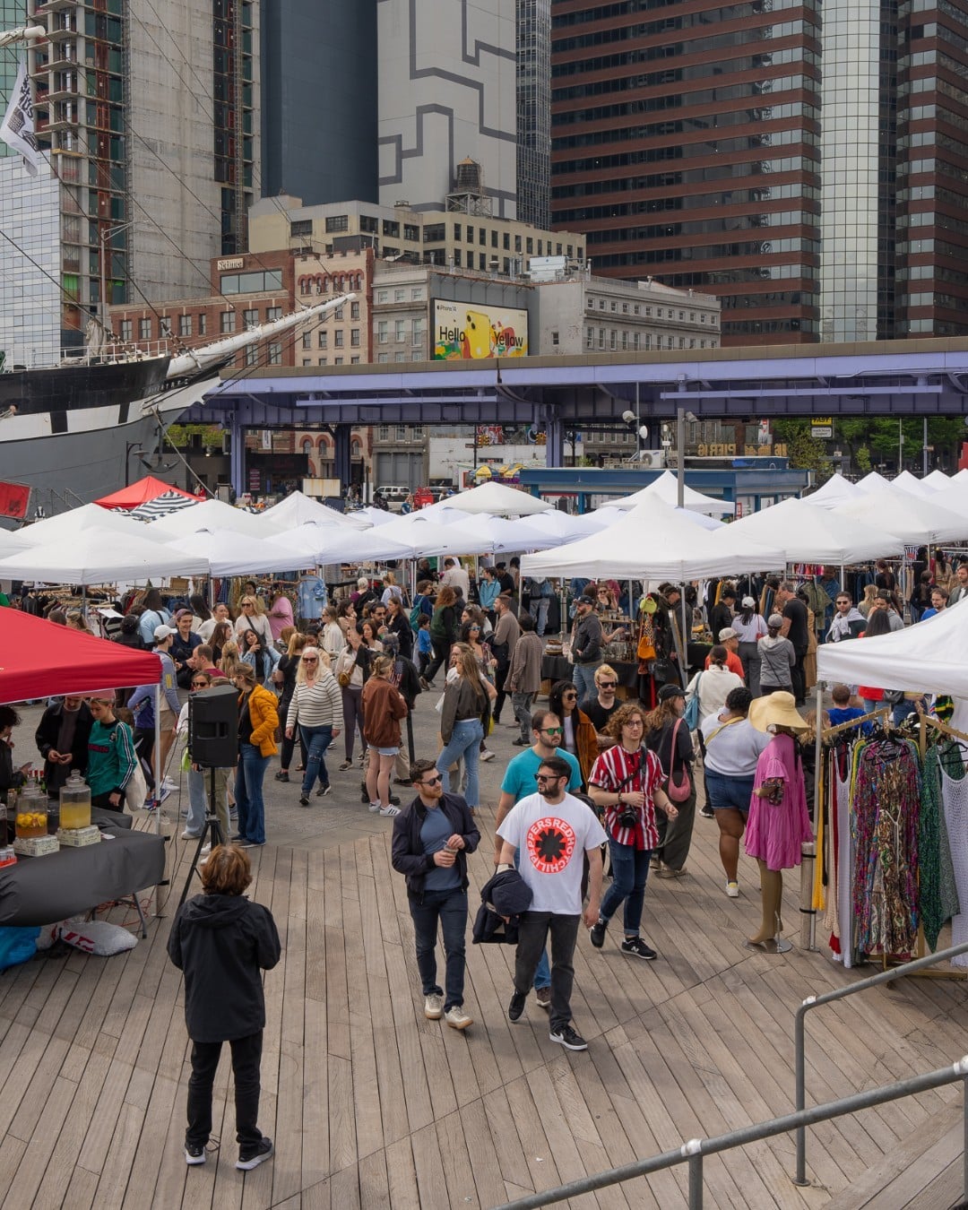 Soak up sweater weather and strut your stuff in your best costume at the city’s coolest street fair. The @hesterstreetfair Halloween market is happening next weekend at #TheSeaport. 🗓️ Oct. 28 & 29  11am – 6pm  Seaport Square Details ➤ link in bio