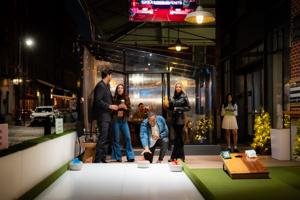 lawn club's curling lawns