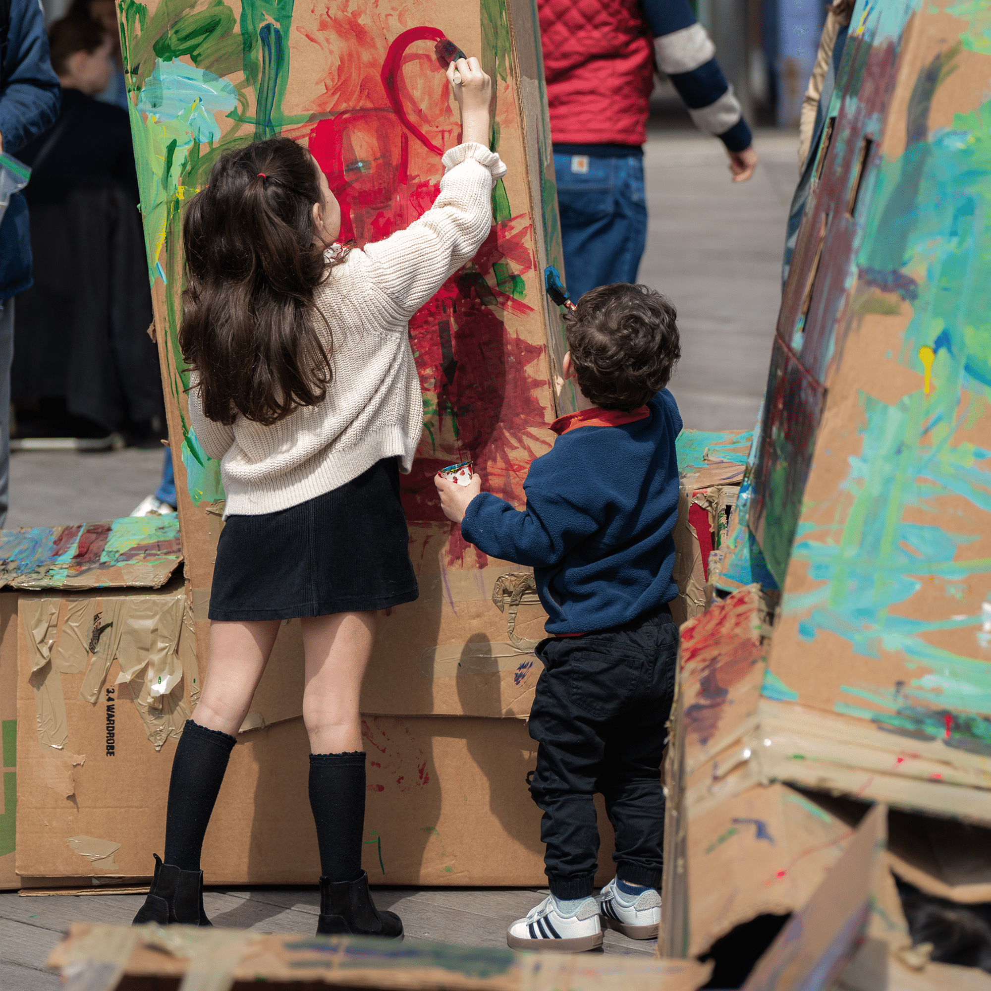 kids painting at the Kids event at the Seaport