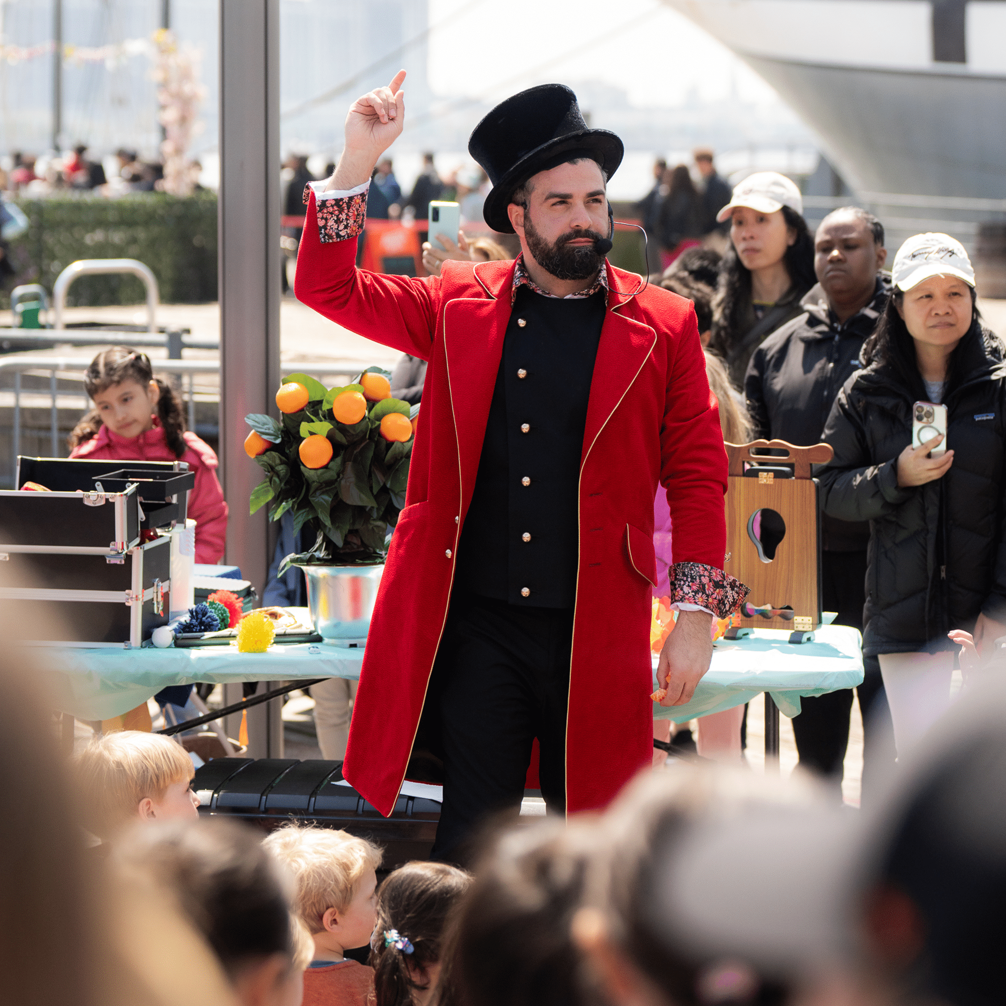 Magician at the Kids event at the Seaport