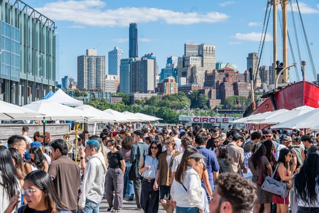 maum market at the seaport