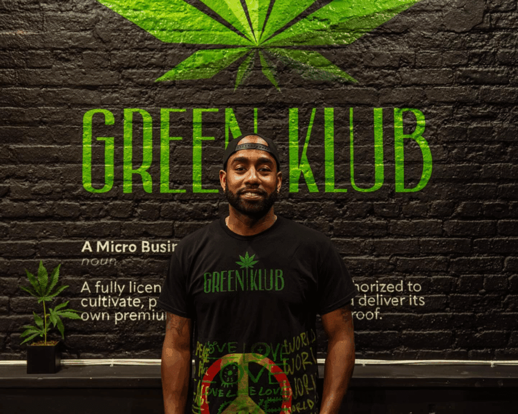 green klub at the seaport