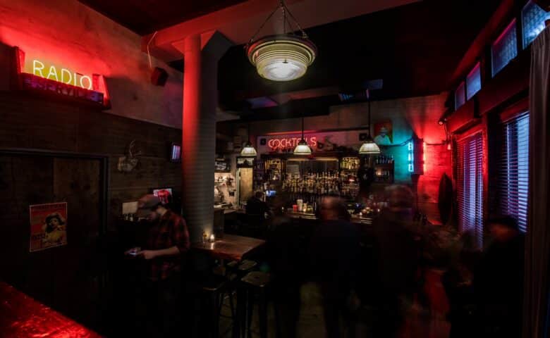 fresh salt bar at the seaport