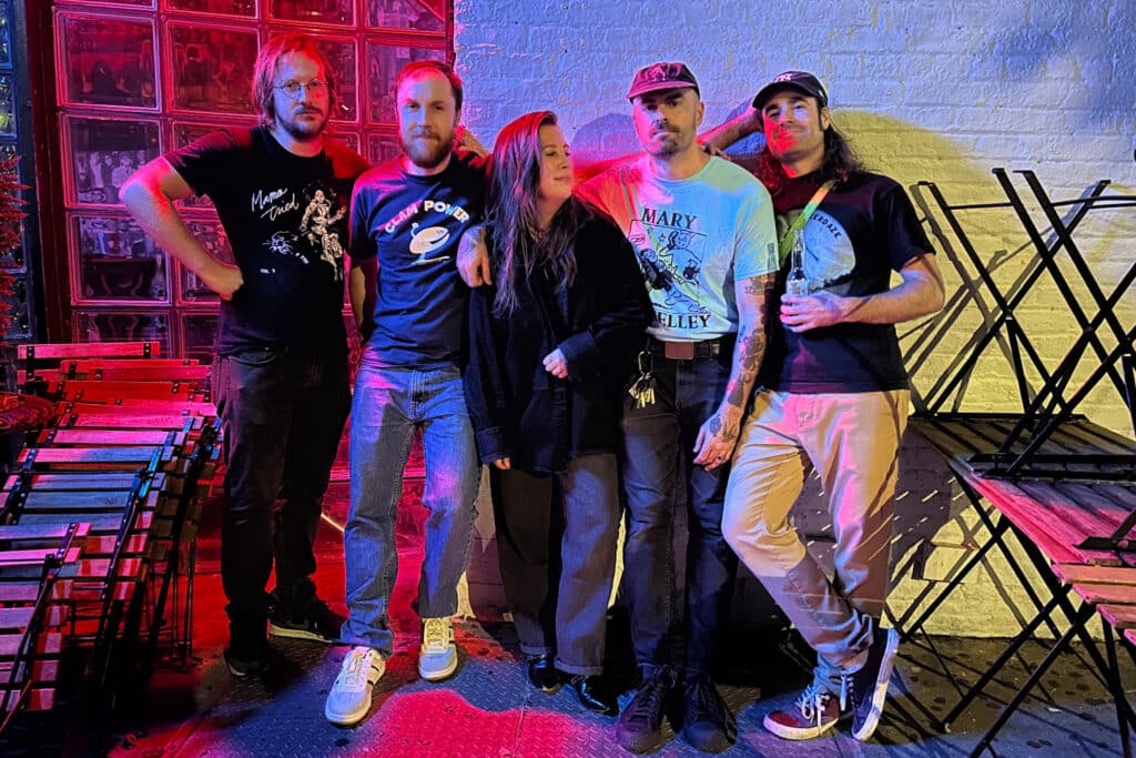 the band short porch